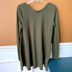 FP Beach Women’s Olive Green Oversized Long Sleeve Tee Size XS